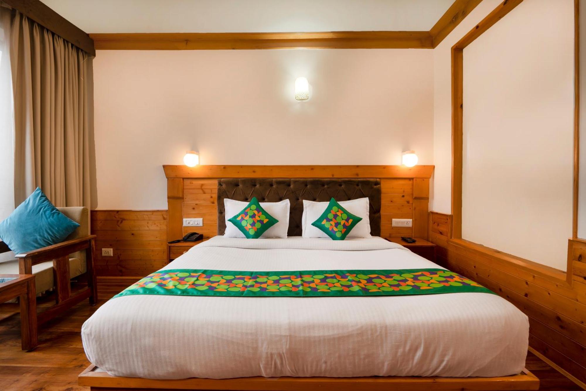 Treebo Premium Sattva With Mountain View Otel Manāli Dış mekan fotoğraf